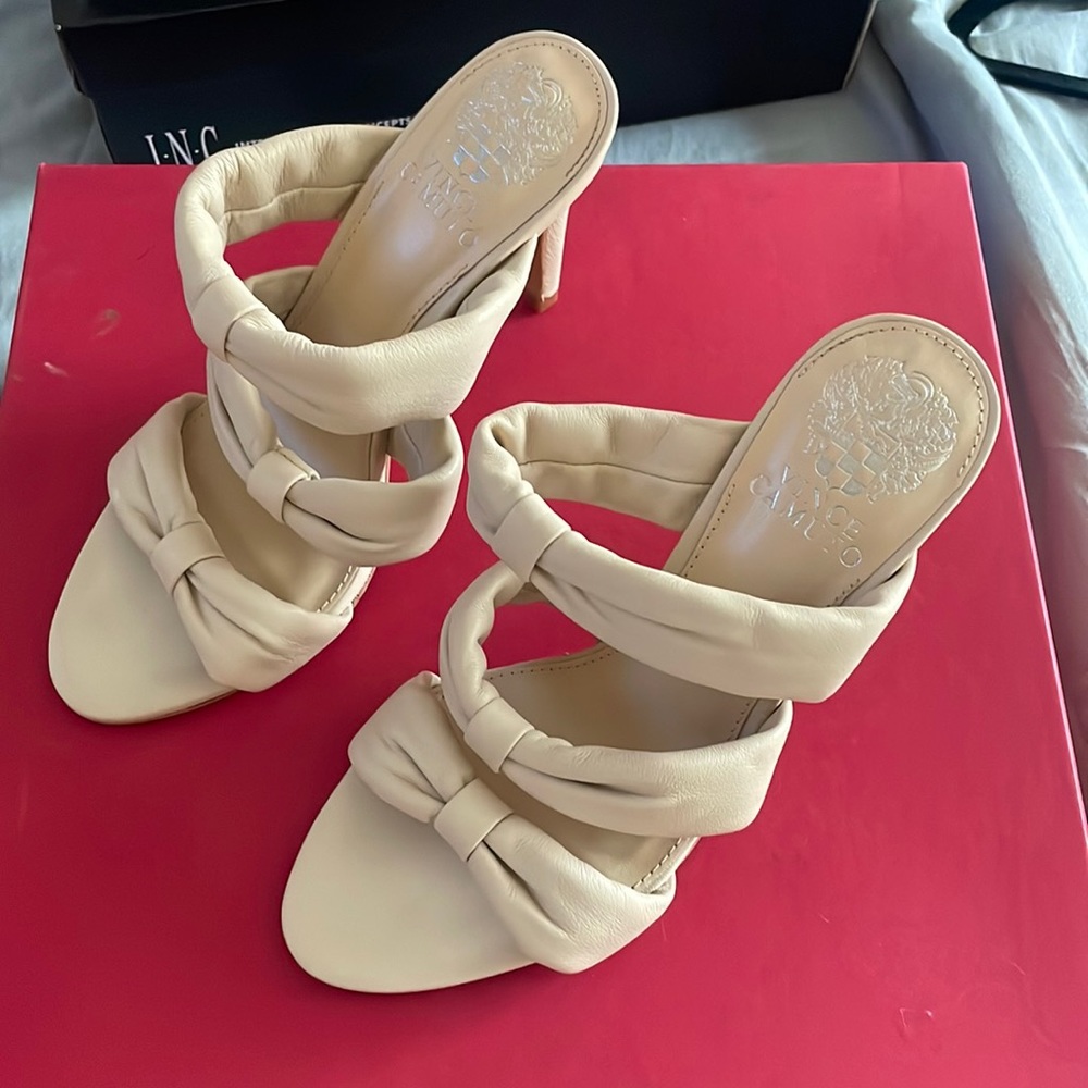 Vince Camuto